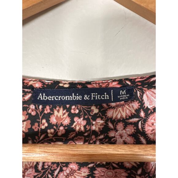 Abercrombie & Fitch Womens Blouse Shirt Size M Floral Ruffle V Neck - Picture 8 of 8